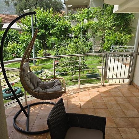 Roman Garden Apartment Risan Exterior foto