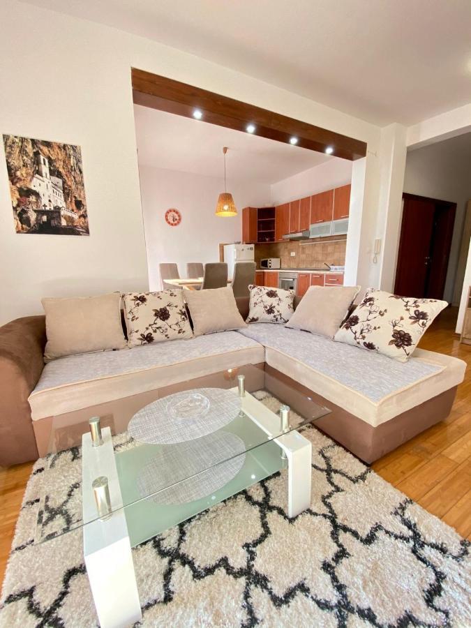 Roman Garden Apartment Risan Exterior foto